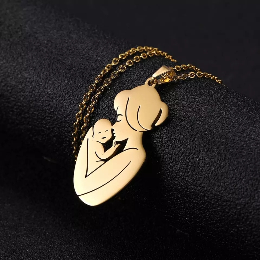 New plated gold mom With Baby Necklace
